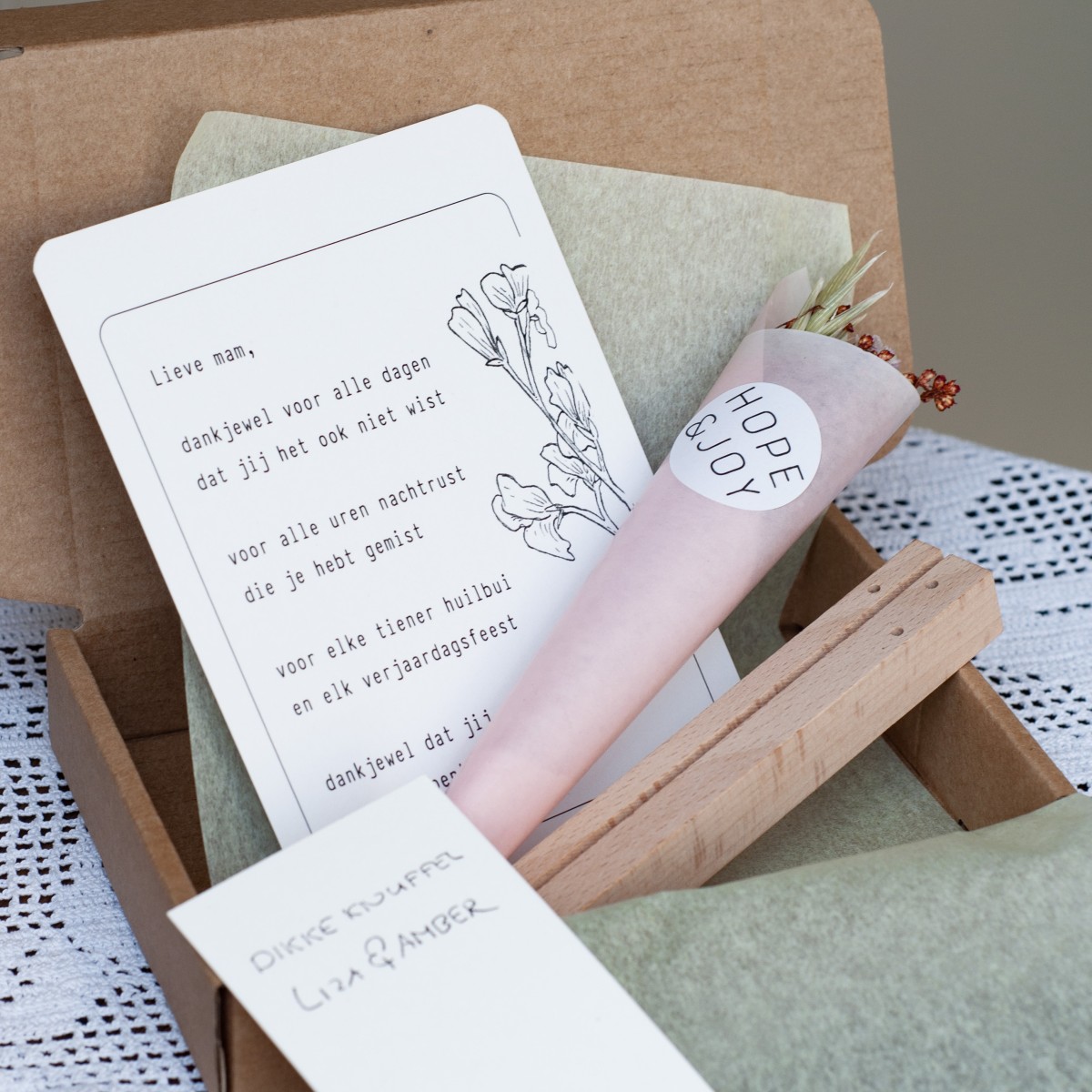 MOEDERDAG SETJE "KLEIN GEBAAR"