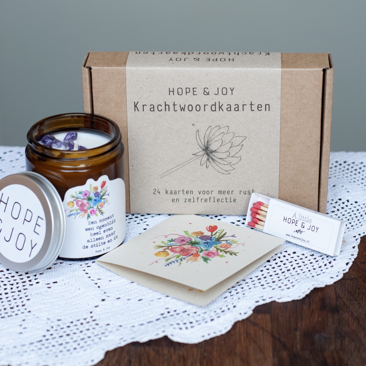 MOEDERDAG SET "MET AANDACHT"